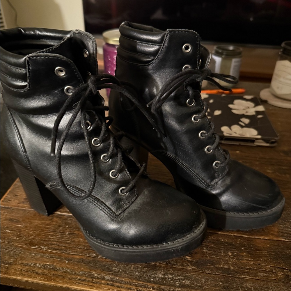 Black Women's Lace-Up Ankle Boots